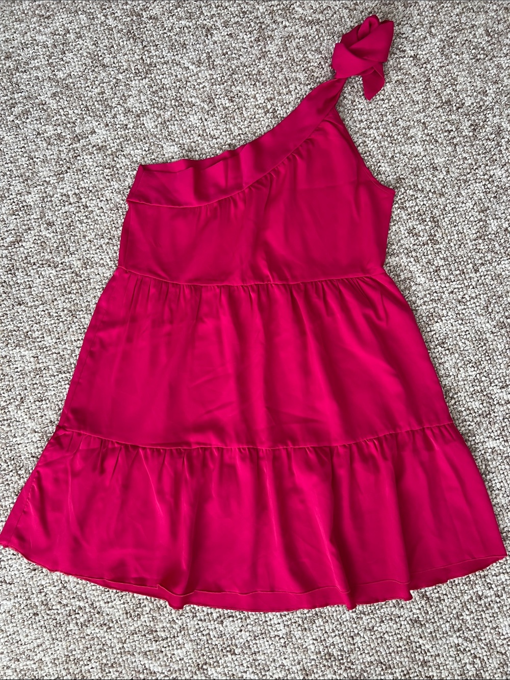 Amazon One-Shoulder Tiered Mini Dress in Fuchsia